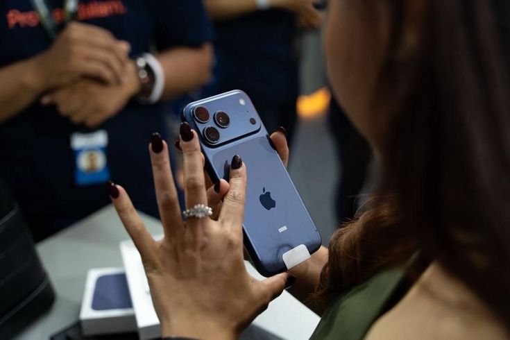 Top Smartphones, Tablets & Gadgets Worth Buying